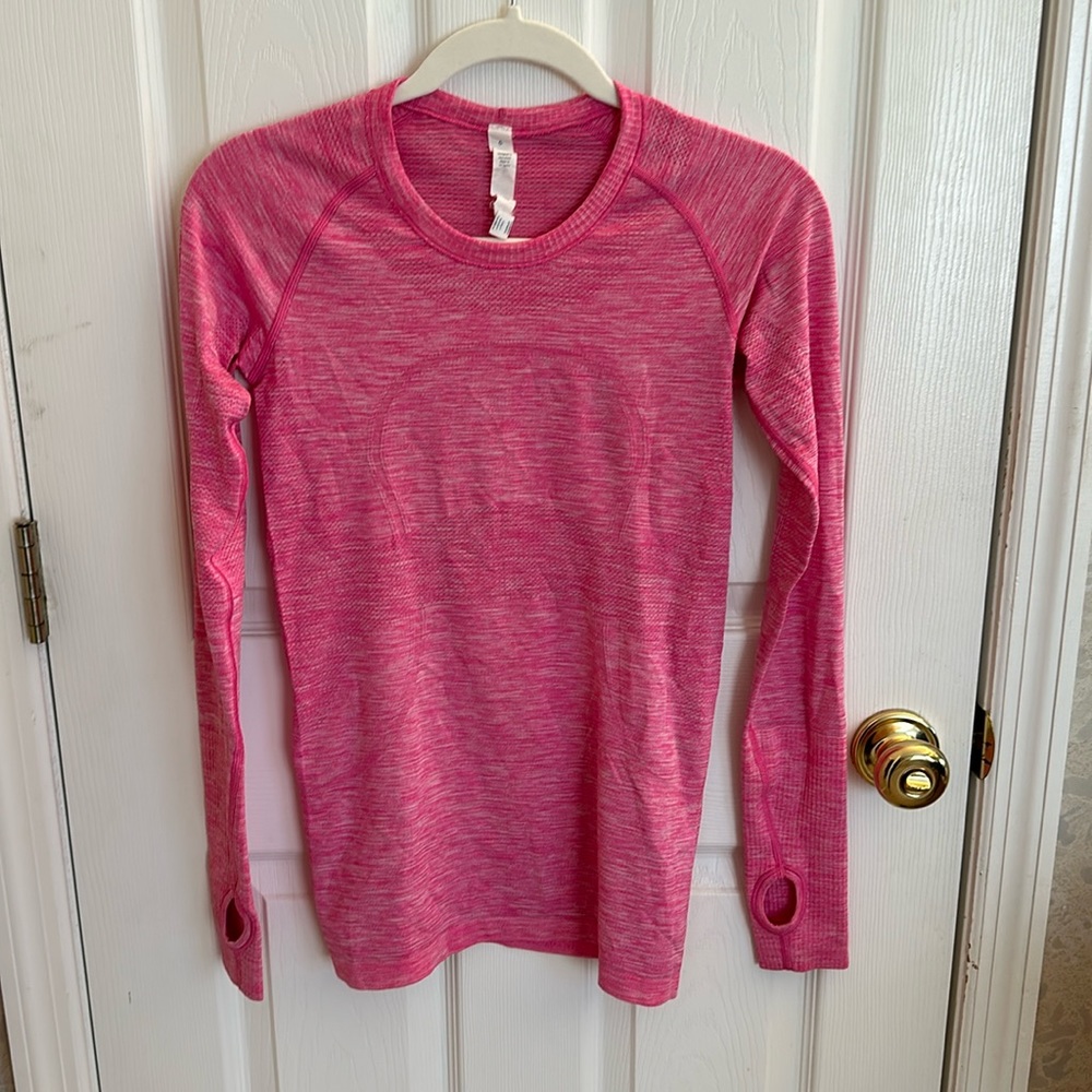 Lululemon pink long sleeve performance top